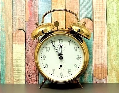 Uhr 2 bearb. pixa